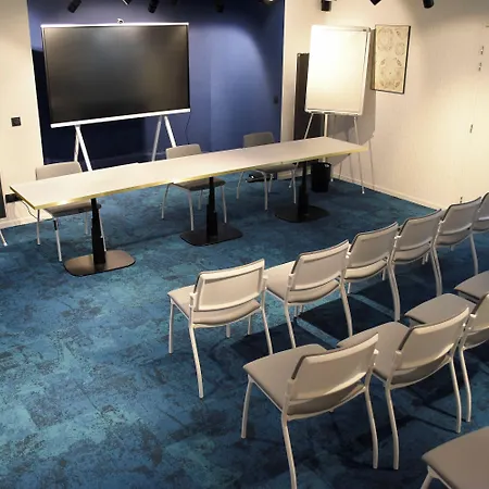 Domitys - Le Chateau De La Pilule 4*