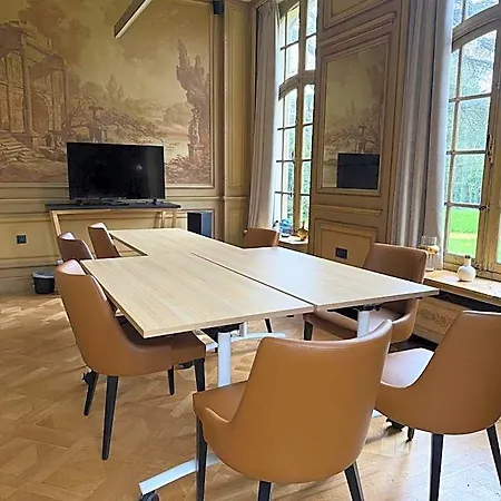 Domitys - Le Chateau De La Pilule 4*