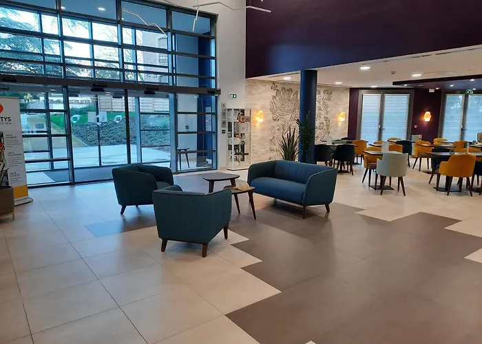 Domitys - Le Chateau De La Pilule