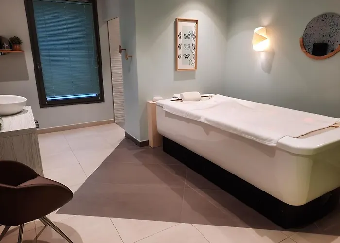 Domitys - Le Chateau De La Pilule 4* Saint-Quentin (Aisne)