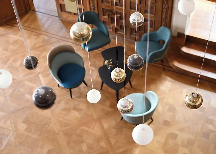 Domitys - Le Chateau De La Pilule Aparthotel 4*